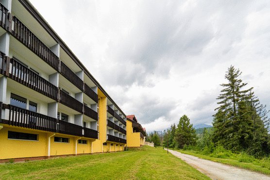 Hotel RYSY - zadná strana 